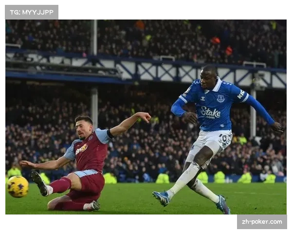 沃特金斯-迪亚比速度组合 维拉反击战术核心威胁持续